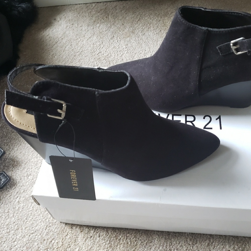 Black wedge booties